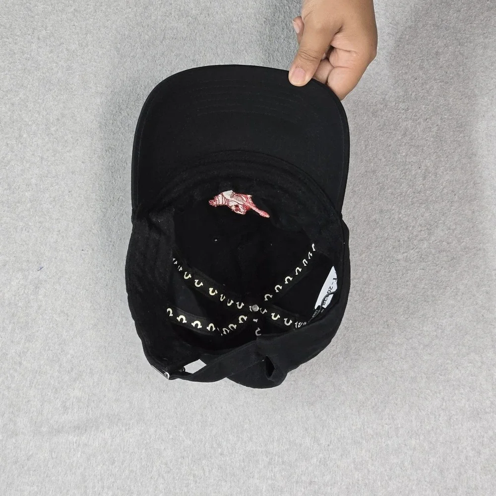 True Religion Men Baseball Cap OS Black Curved Buckle Strapback Embroidered Logo